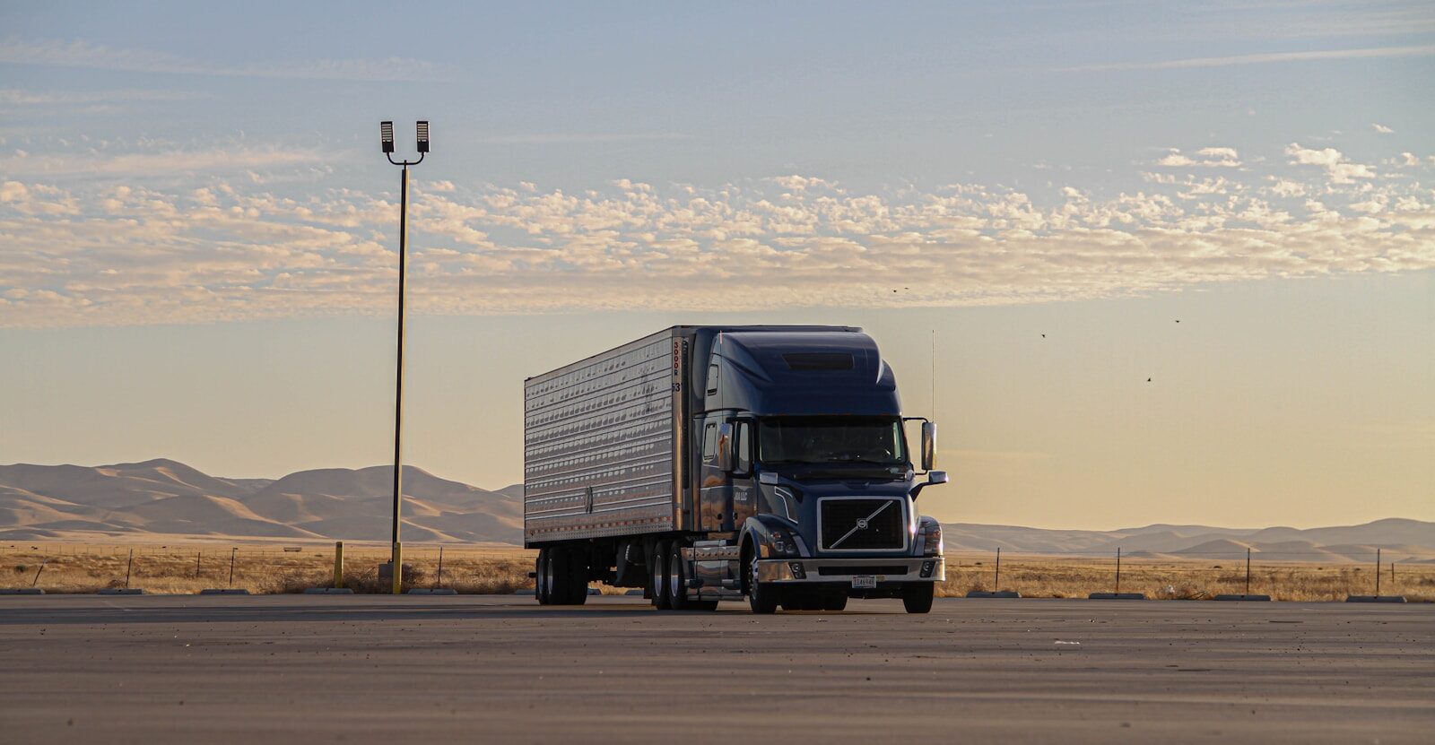How Commercial Auto Insurance Supports Your Business on the Road